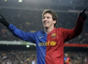 开云体育视频直播-红魔铁闸与赛道主宰，曼联稳擒巴萨之夜，斯通斯在F1赛道的冠军接管启示