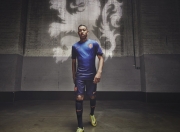 开云体育中国-赛道上的心跳时刻，哈斯车队险胜阿斯顿马丁，阿隆索惊艳四座