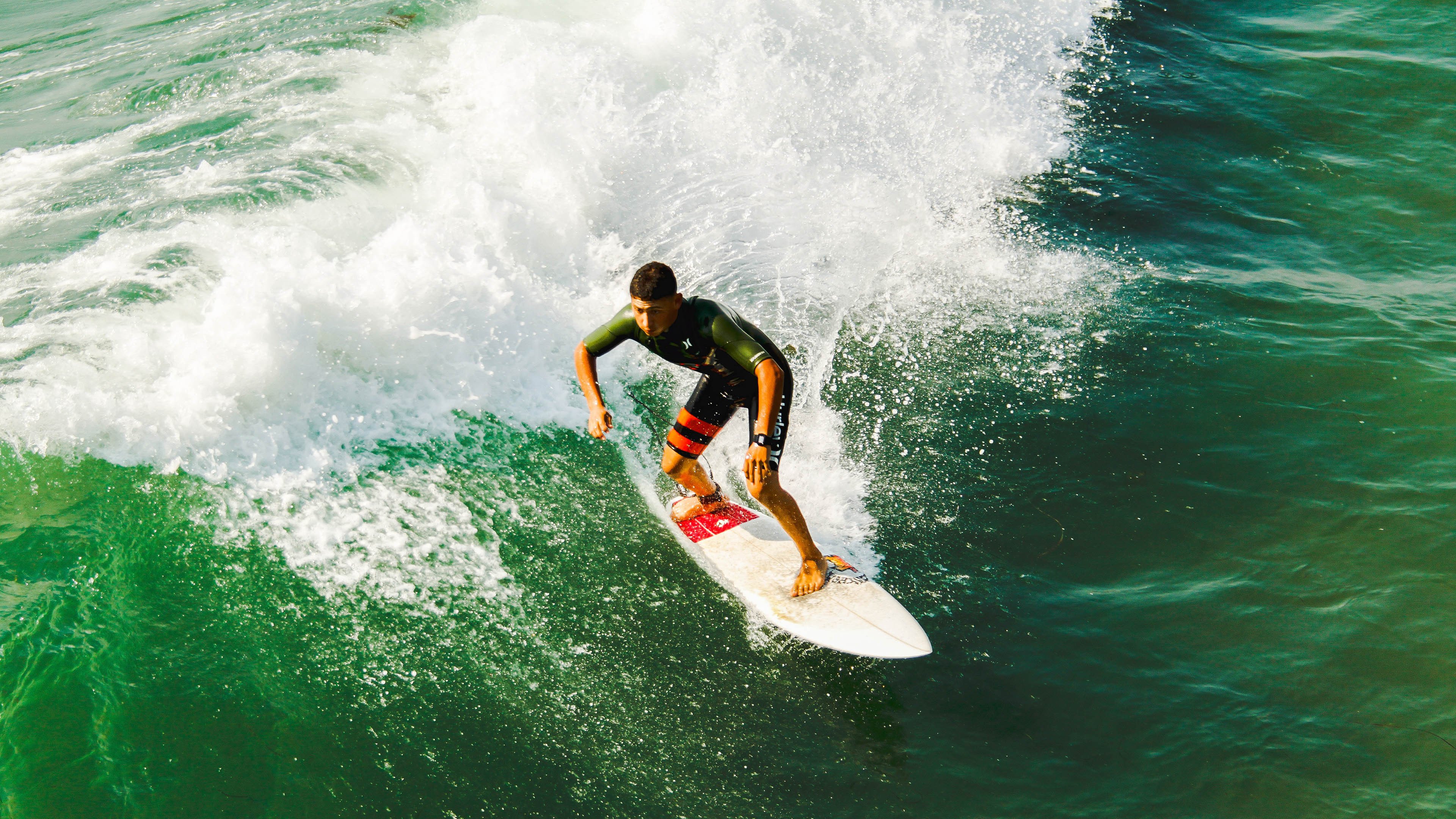 伊朗血拼亚特兰大，阿劳霍如何成为改变战局的关键先生